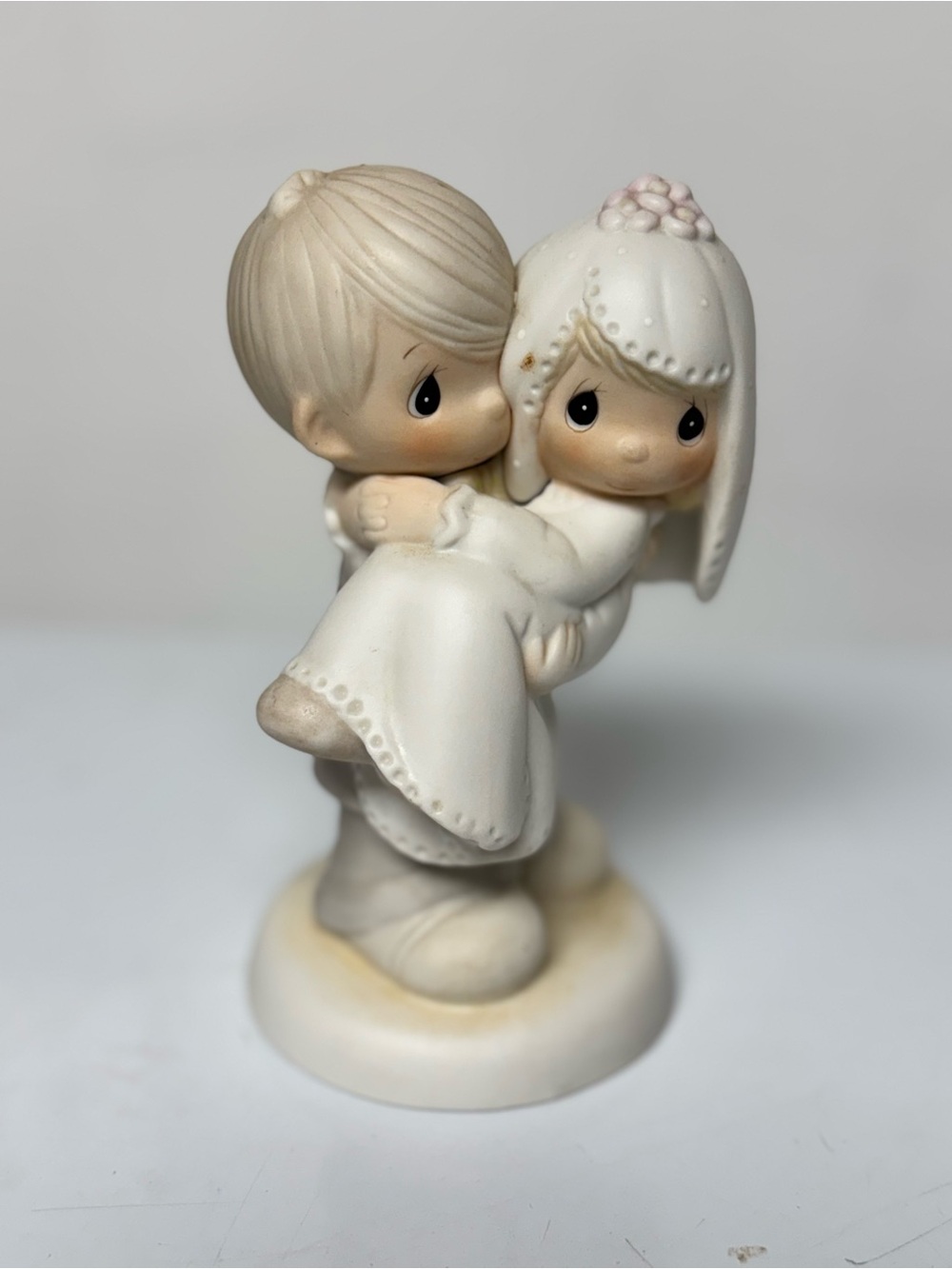 Precious Moments Bride and Groom Figurine - Cream 1982